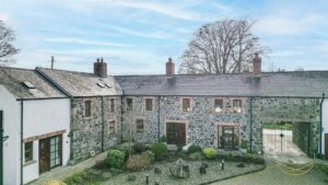 2, Dixons Corner, Doagh, Ballyclare