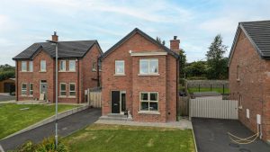 14, Douglas Hill, Burnside, Ballyclare